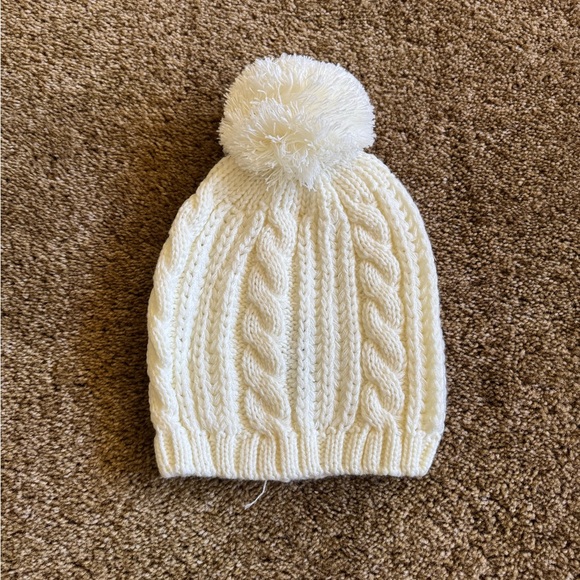 White cable knit beanie with pompom; perfect condition, never worn - Picture 1 of 3